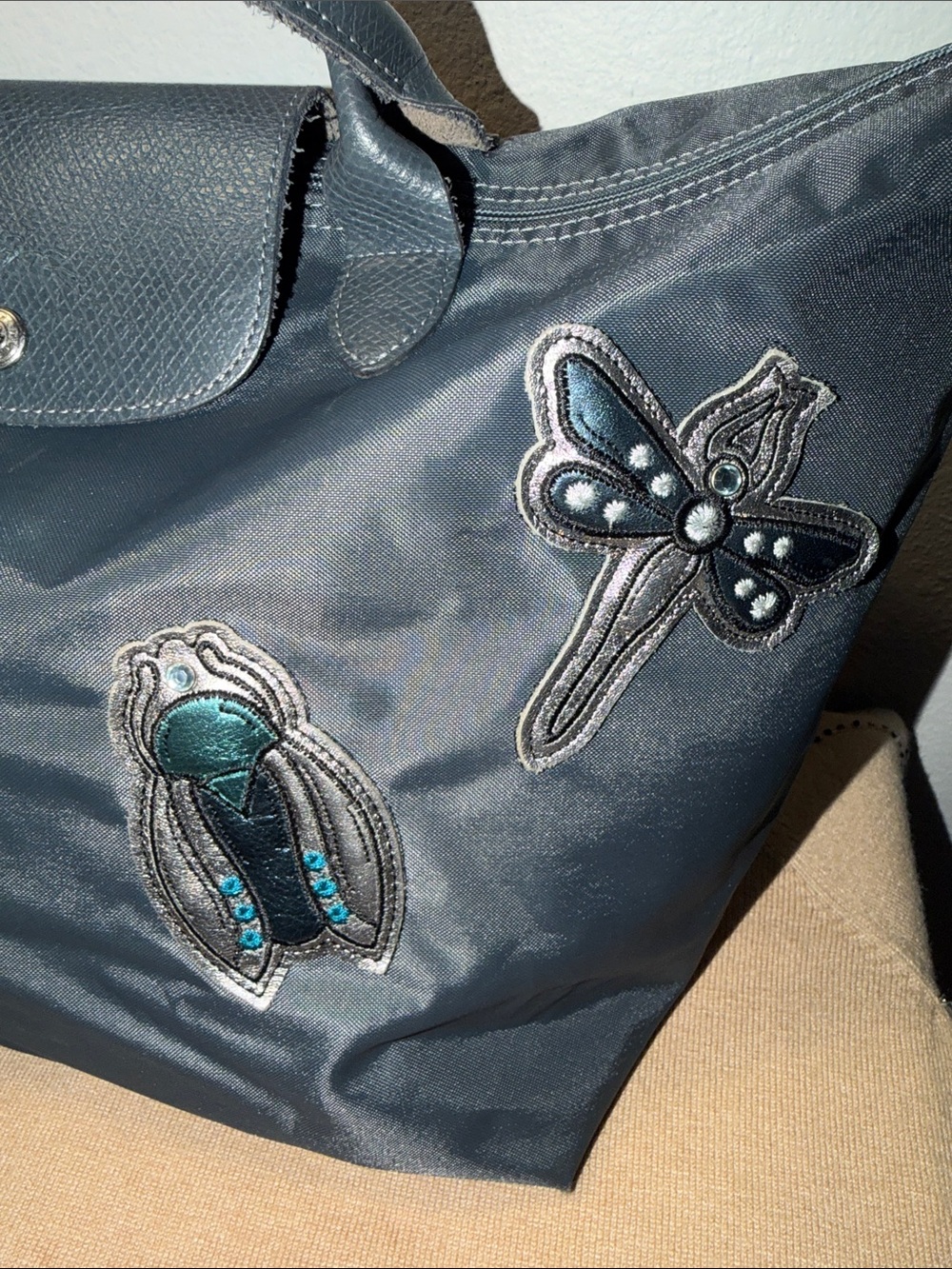 Longchamp Blue Embroidered Patches Nylon and Leather Le Pliage Tote - Picture 4 of 14